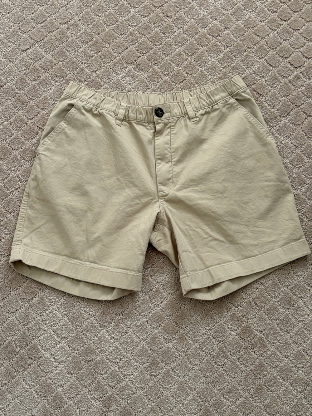 Chubbies Original Stretch Shorts Men’s 7 Inch Inseam - Size Medium - Khaki